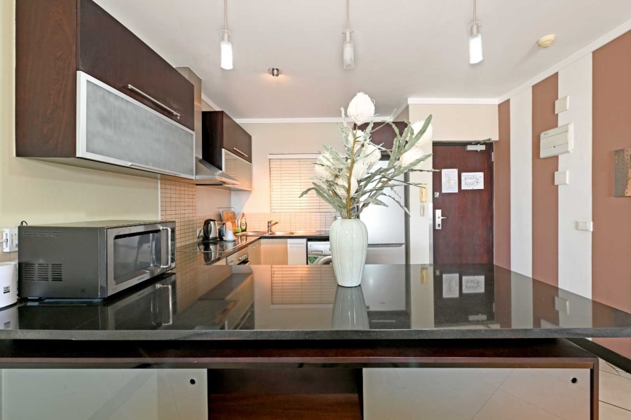 2 Bedroom Property for Sale in Cape Town City Centre Western Cape